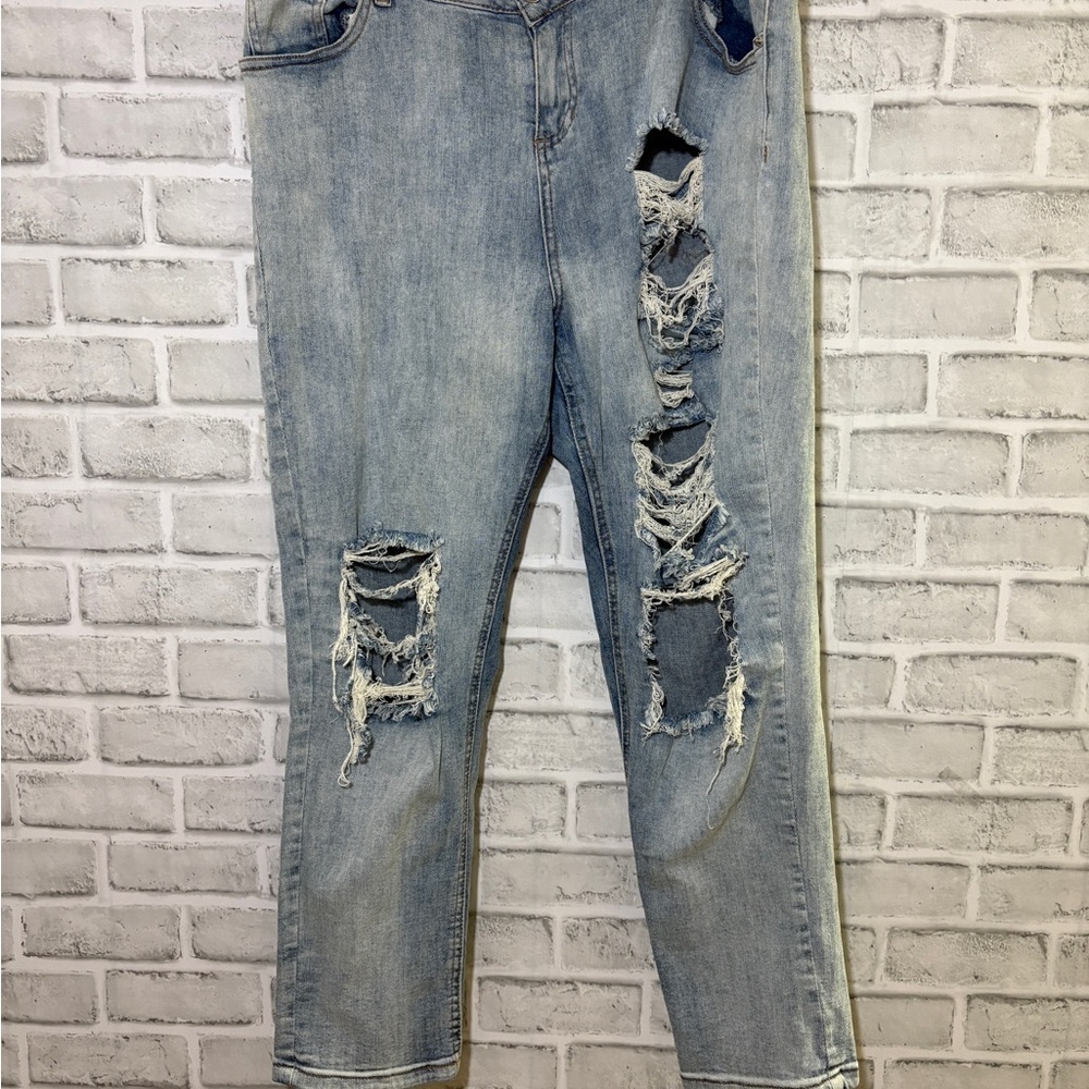 Urban Heritage Light Blue Distressed girlfriend low rise  Jeans, size 13